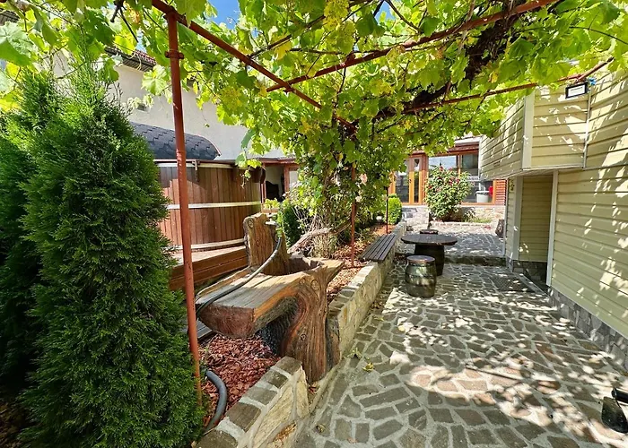 “александър” *