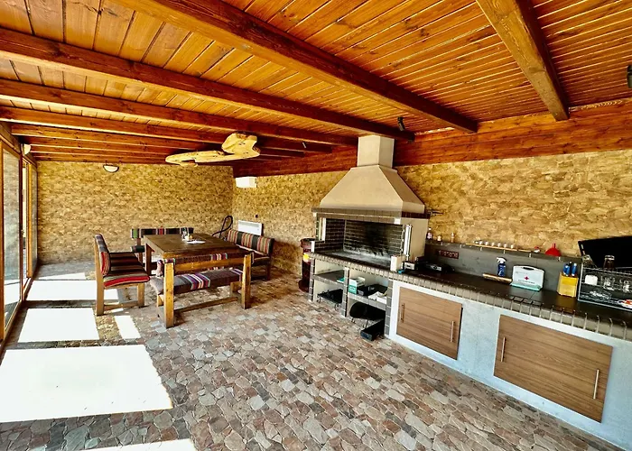 Villa “александър” *